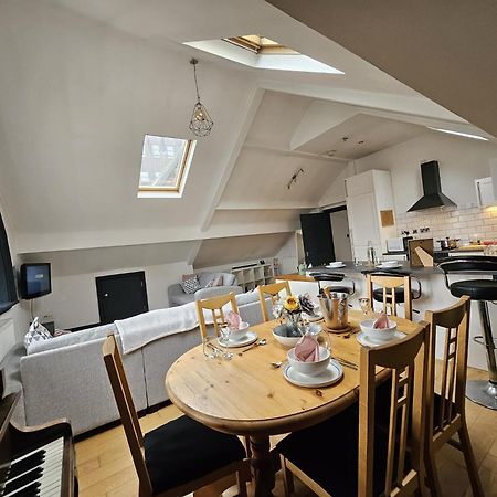 2 Bedroom City Centre Penthouse Loft Apartment Liverpool Exterior foto
